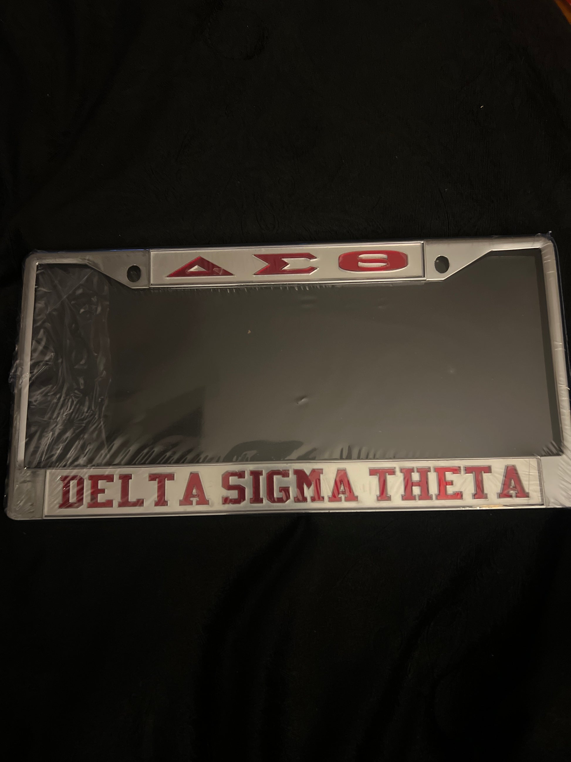 DST license Plate - Red ltrs