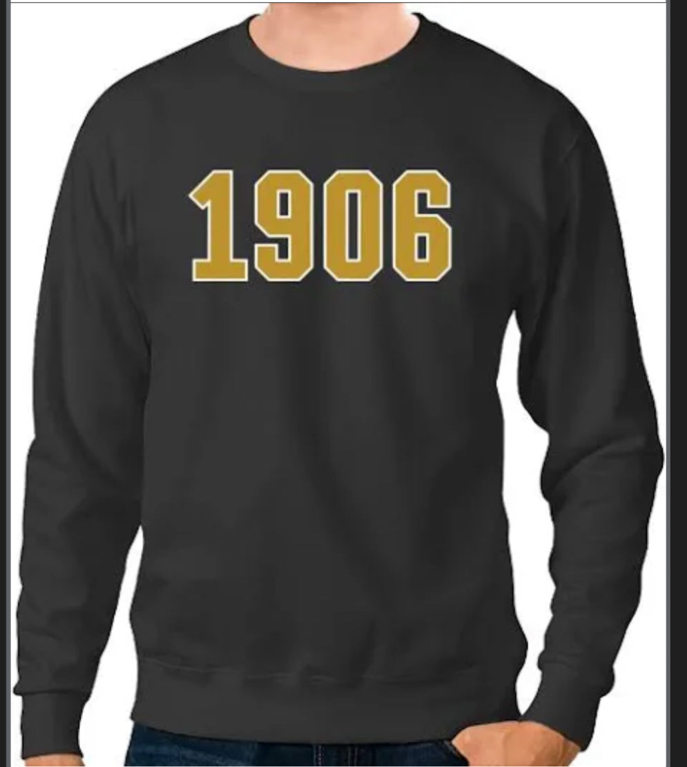 A Phi A 1906 sweatshirt