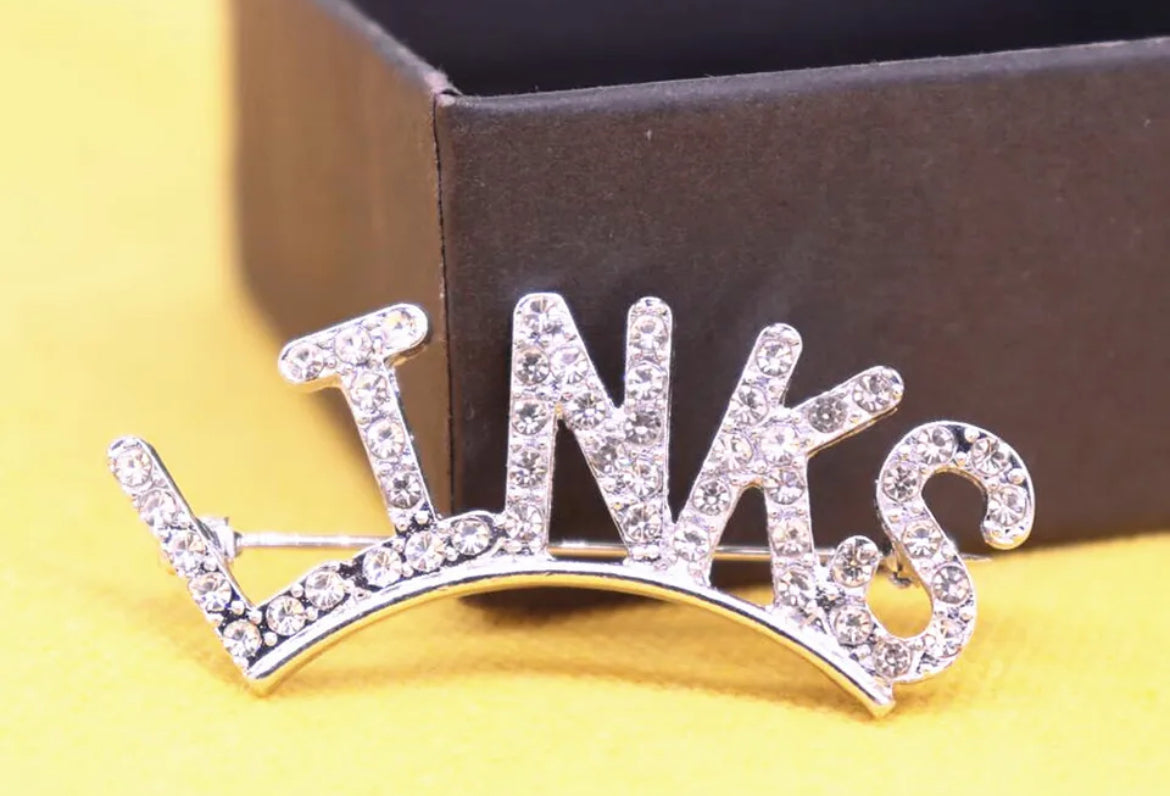 Classic Links Lapel Pin