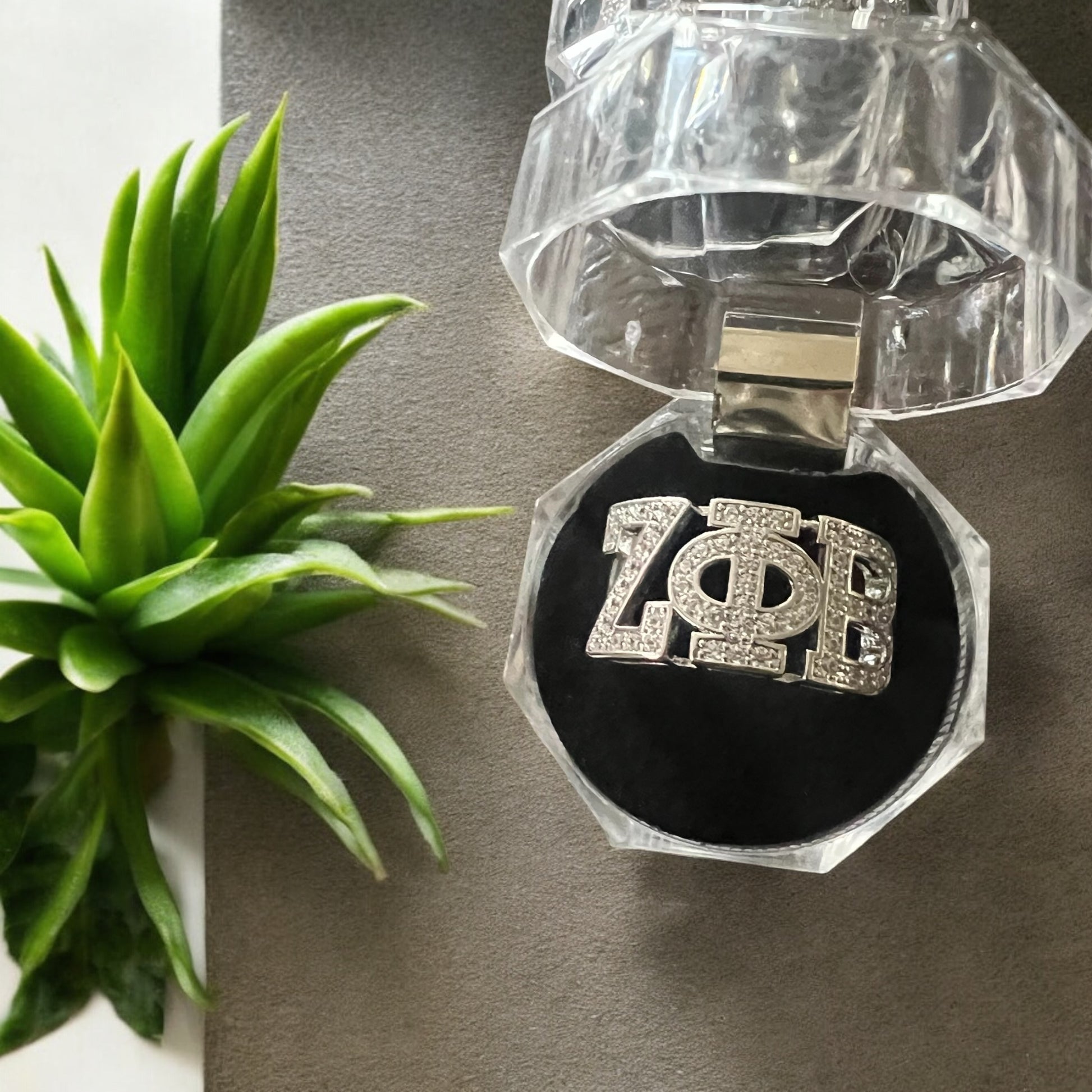 Zeta size 9 ring