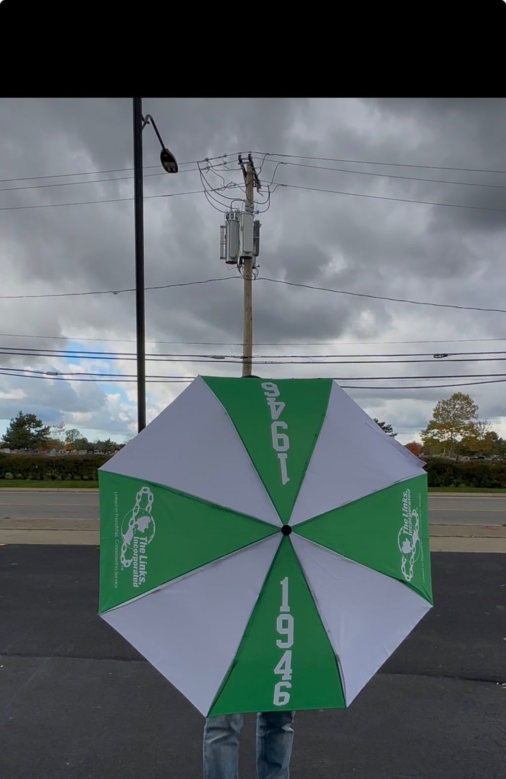 Links Custom Made Umbrella