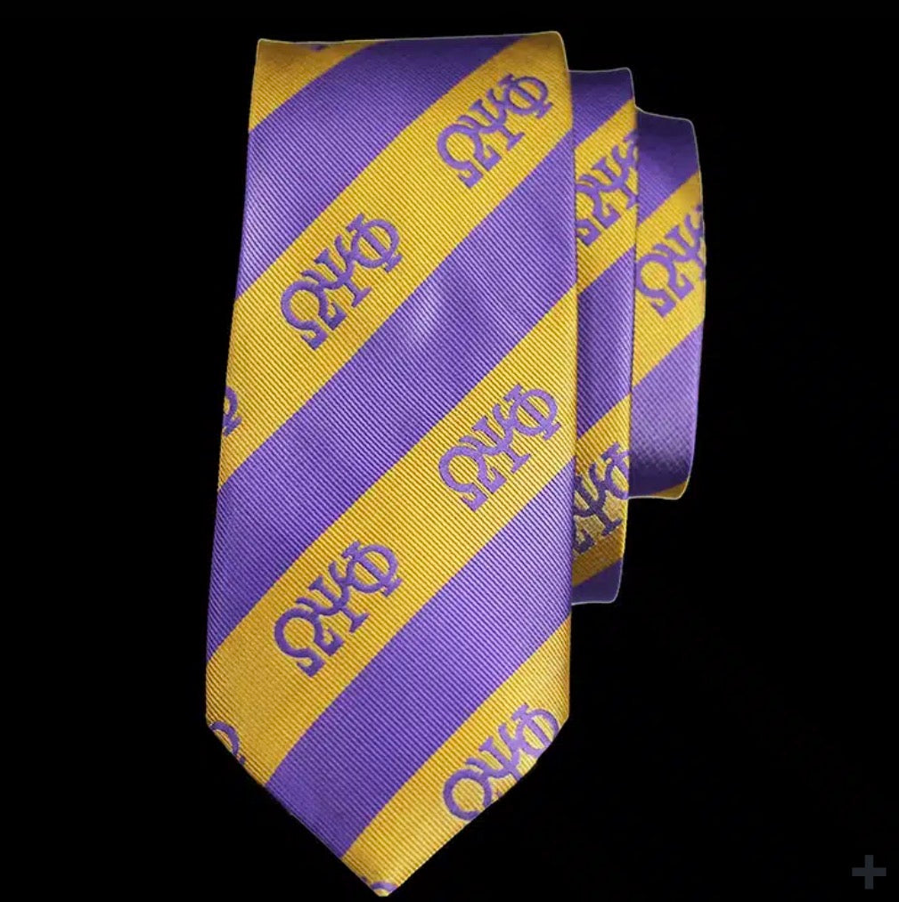Que Silk Neck Tie