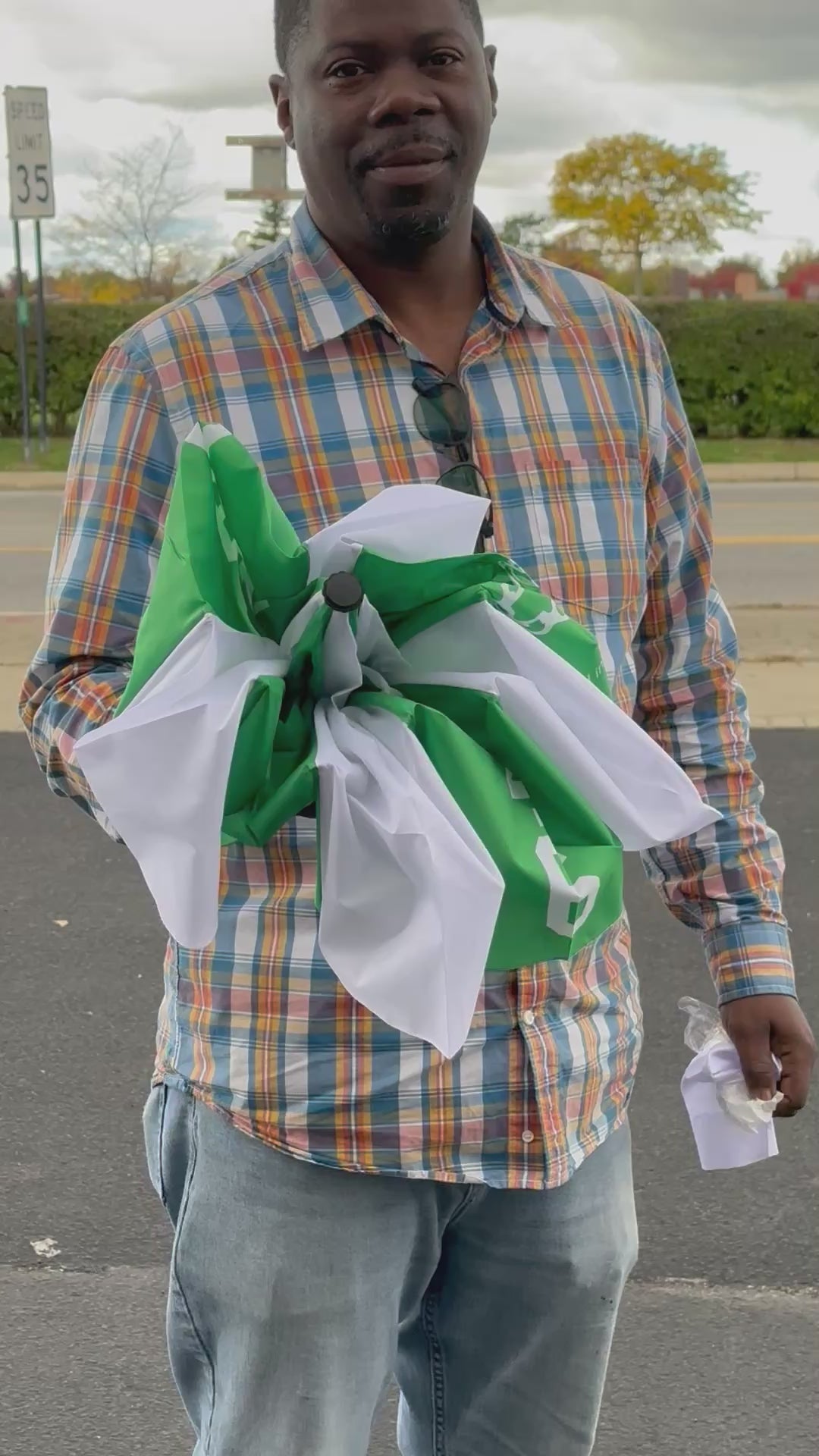 Links Custom Made Umbrella
